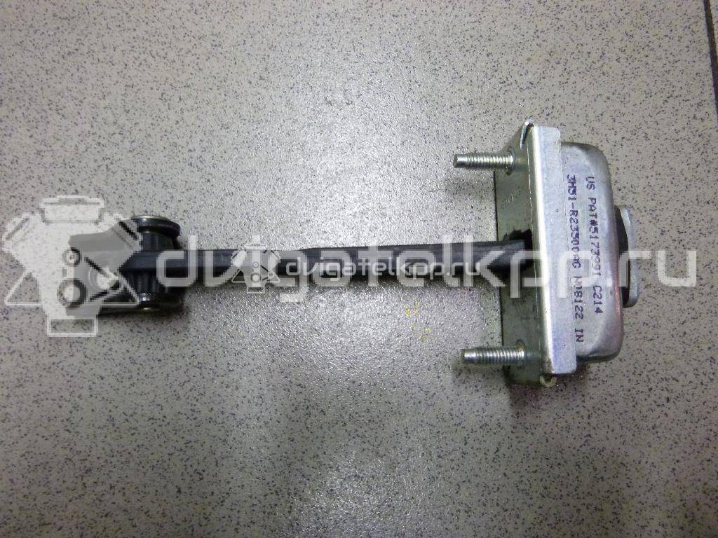Фото Ограничитель двери  1641573 для Ford Focus / Kuga / C-Max {forloop.counter}}