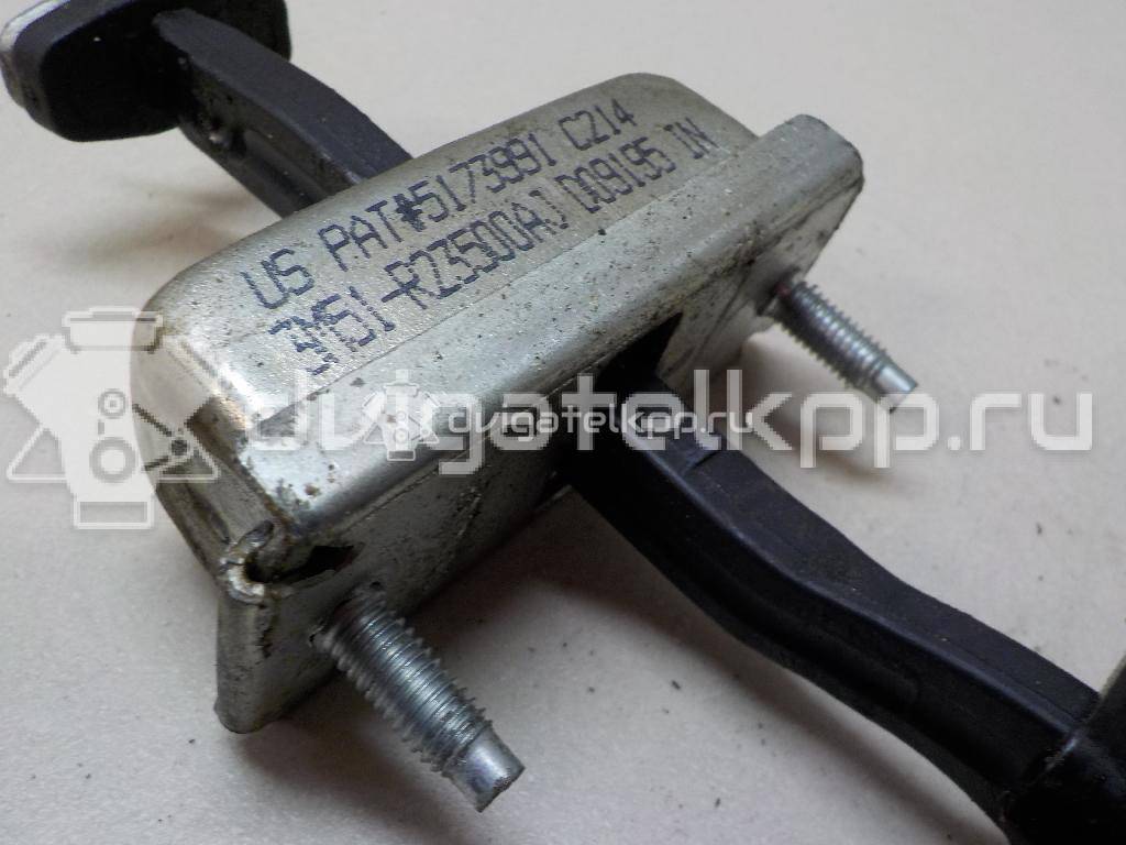 Фото Ограничитель двери  1641573 для Ford Focus / Kuga / C-Max {forloop.counter}}
