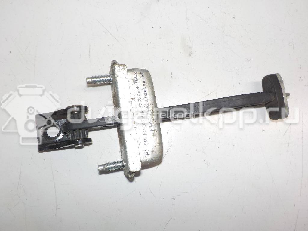 Фото Ограничитель двери  1641573 для Ford Focus / Kuga / C-Max {forloop.counter}}
