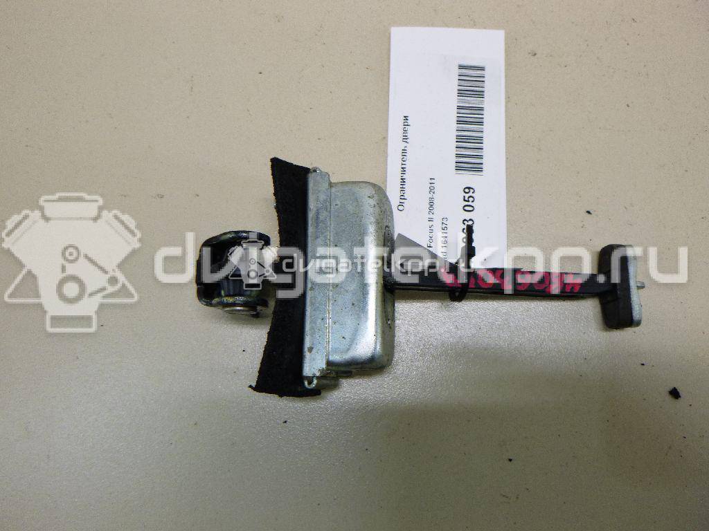 Фото Ограничитель двери  1641573 для Ford Focus / Kuga / C-Max {forloop.counter}}