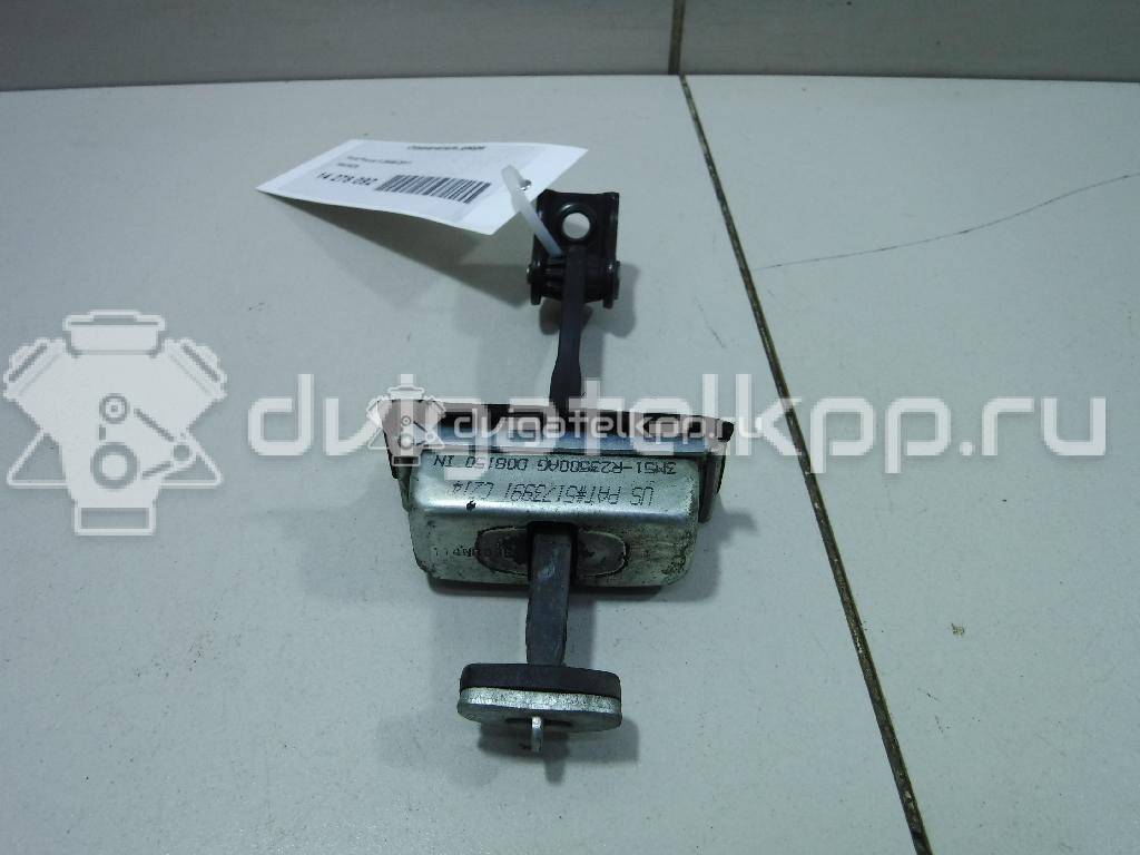 Фото Ограничитель двери  1641573 для Ford Focus / Kuga / C-Max {forloop.counter}}