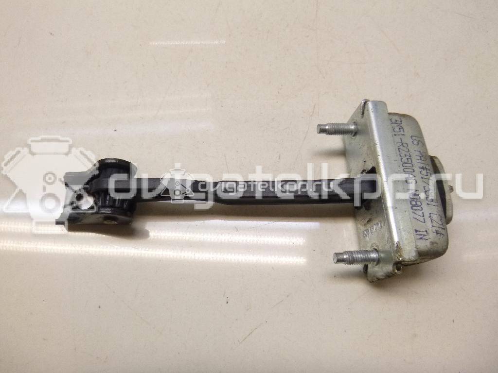 Фото Ограничитель двери  1641573 для Ford Focus / Kuga / C-Max {forloop.counter}}
