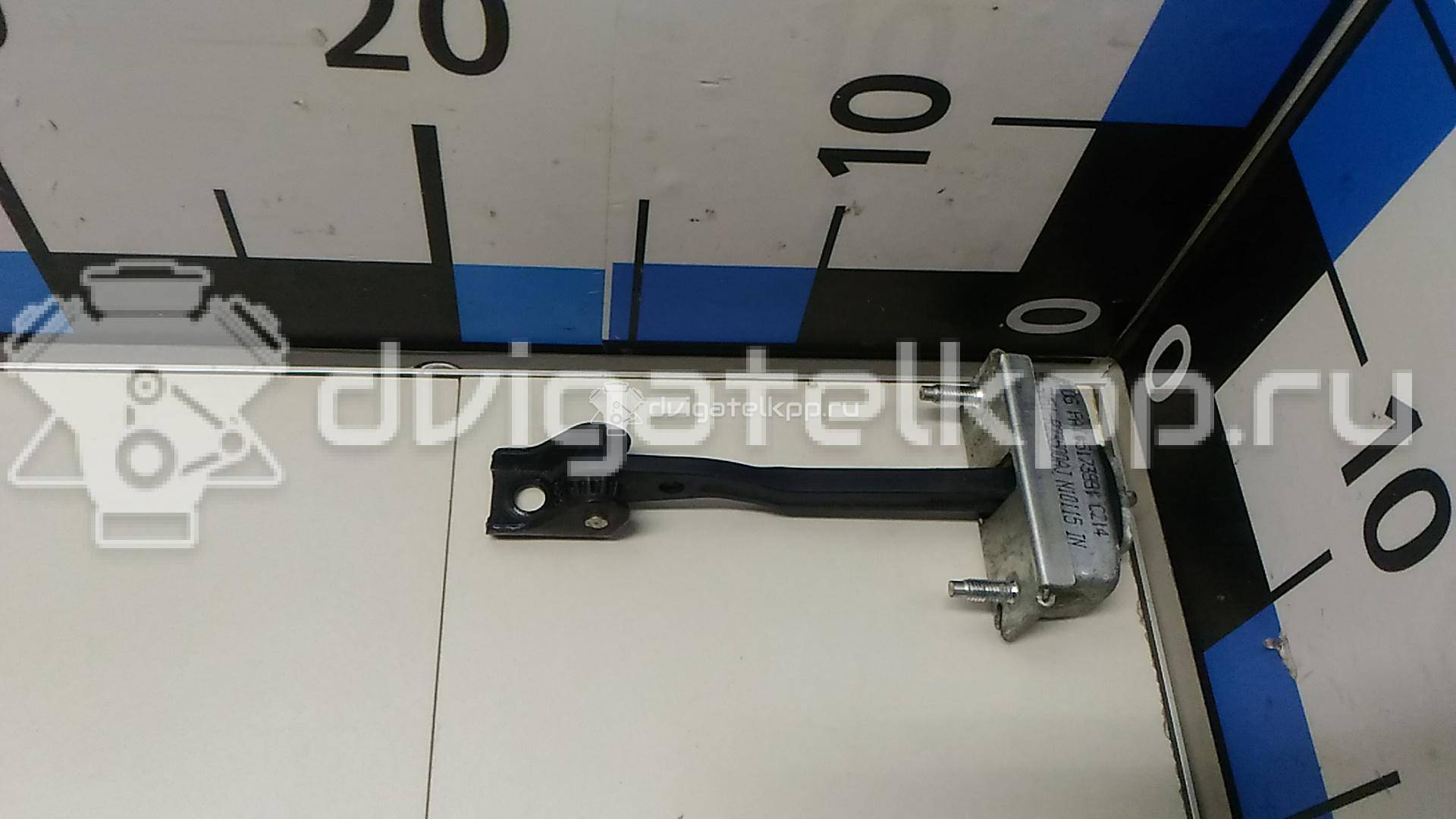 Фото Ограничитель двери  3m51r23500aj для Ford Focus / Kuga / C-Max {forloop.counter}}