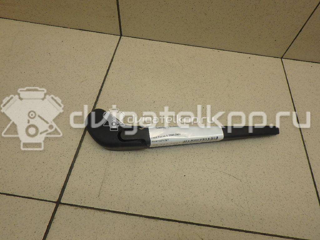 Фото Поводок стеклоочистителя заднего  1371797 для Ford Focus / C-Max {forloop.counter}}