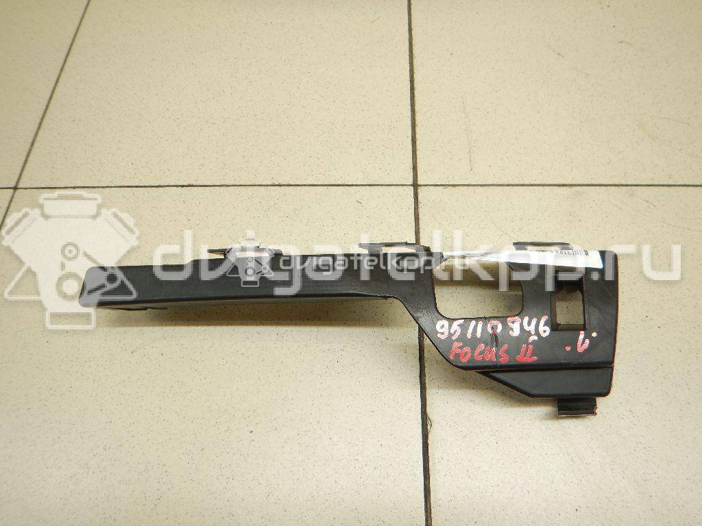 Фото Кронштейн переднего бампера левый  1335699 для Ford Focus {forloop.counter}}