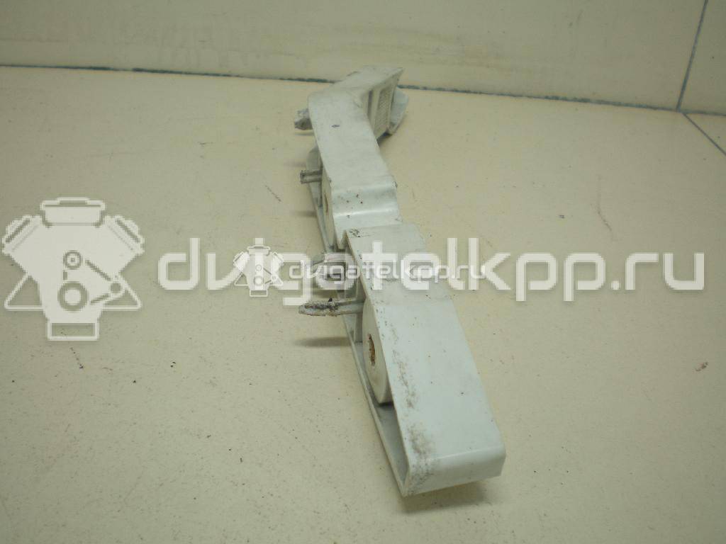 Фото Направляющая переднего бампера правая  1337334 для Ford Focus {forloop.counter}}