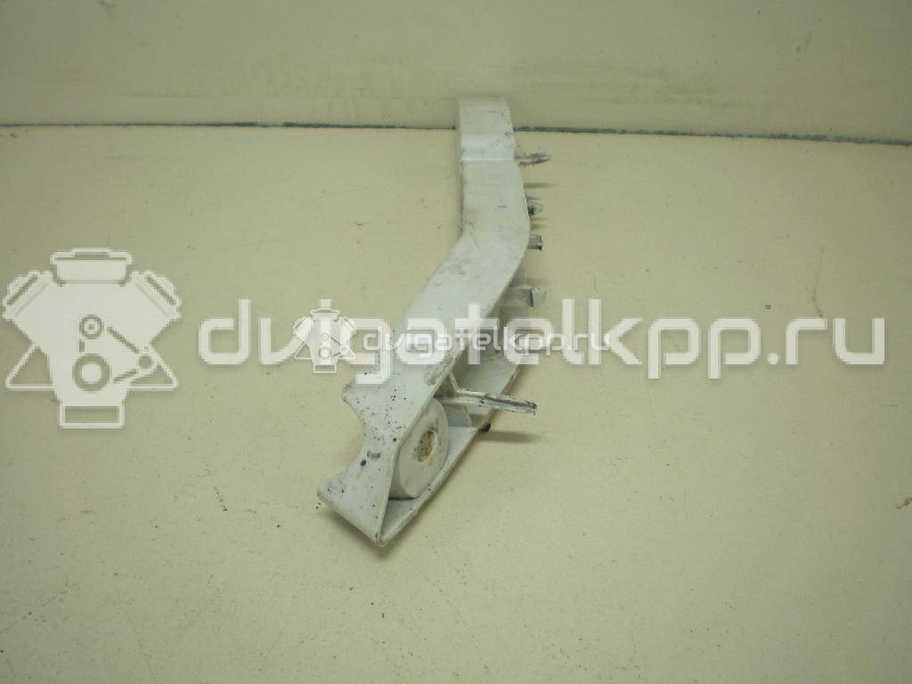 Фото Направляющая переднего бампера правая  1337334 для Ford Focus {forloop.counter}}