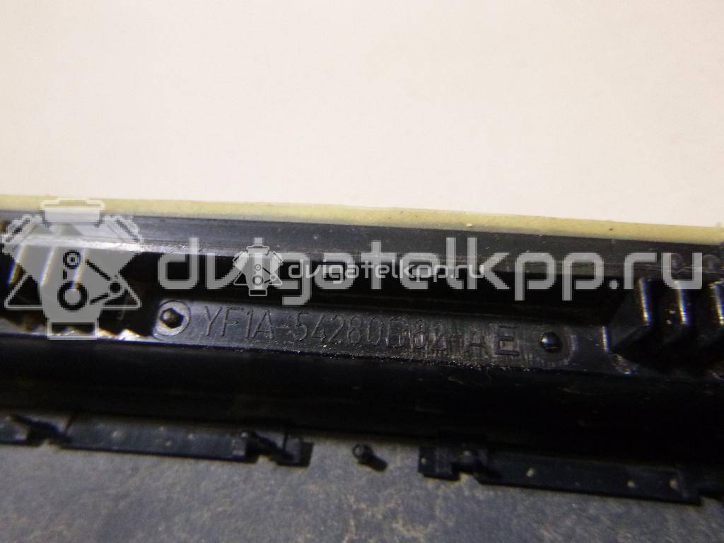 Фото Решетка вентиляционная  YF1A54280B62AE для ford C-MAX {forloop.counter}}