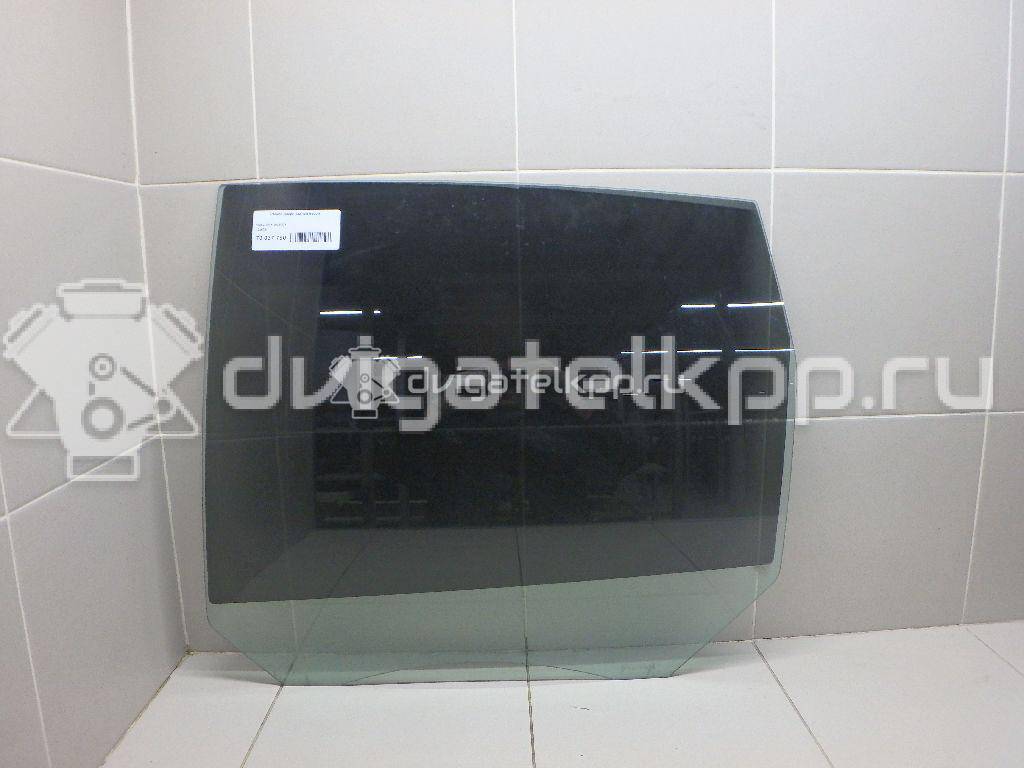 Фото Стекло двери задней левой  1226721 для Ford Focus {forloop.counter}}