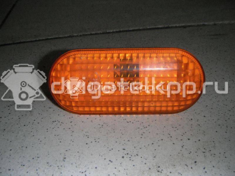 Фото Повторитель на крыло желтый  2S6A13K354AD для Ford Fiesta / Focus / Fusion Ju {forloop.counter}}