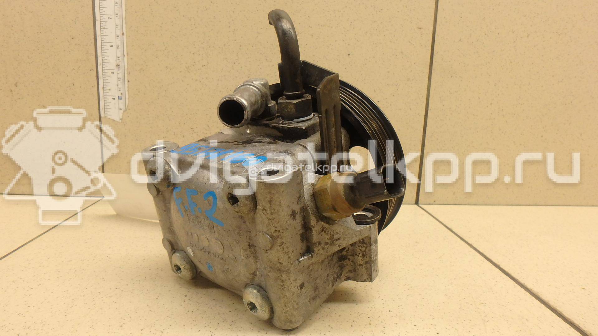 Фото Насос гидроусилителя  1470514 для Ford Focus / C-Max / Grand {forloop.counter}}