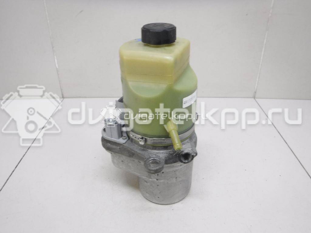 Фото Насос гидроусилителя  1743471 для Ford Fiesta / Focus / Kuga / C-Max {forloop.counter}}