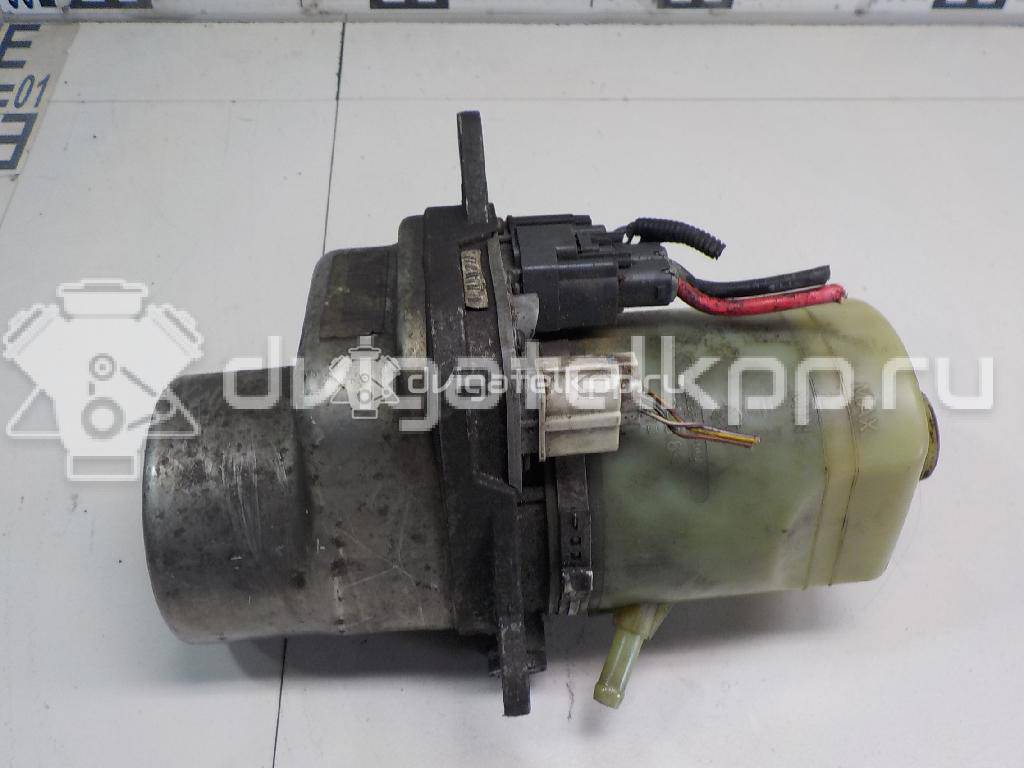 Фото Насос гидроусилителя  1743471 для Ford Fiesta / Focus / Kuga / C-Max {forloop.counter}}