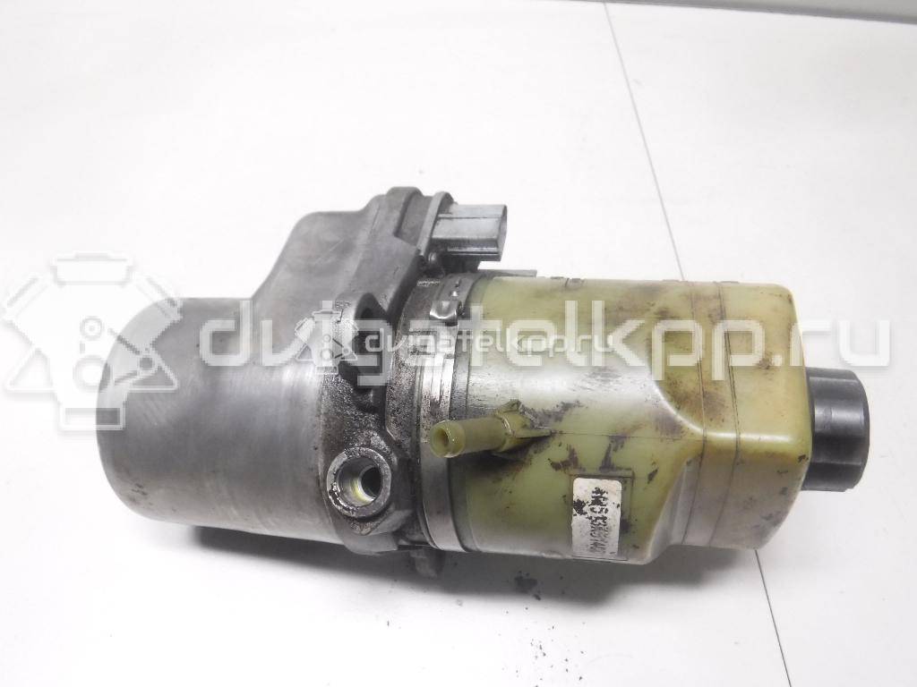 Фото Насос гидроусилителя  1743471 для Ford Fiesta / Focus / Kuga / C-Max {forloop.counter}}