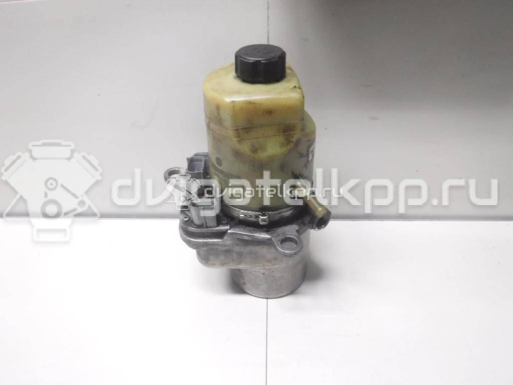 Фото Насос гидроусилителя  1743471 для Ford Fiesta / Focus / Kuga / C-Max {forloop.counter}}