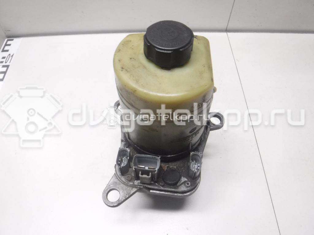 Фото Насос гидроусилителя  1743471 для Ford Fiesta / Focus / Kuga / C-Max {forloop.counter}}