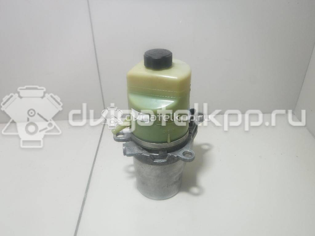 Фото Насос гидроусилителя  1743471 для Ford Fiesta / Focus / Kuga / C-Max {forloop.counter}}