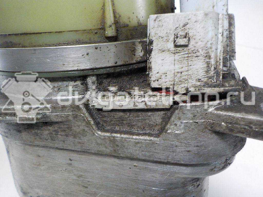 Фото Насос гидроусилителя  1357374 для Ford Fiesta / Focus / Kuga / C-Max {forloop.counter}}