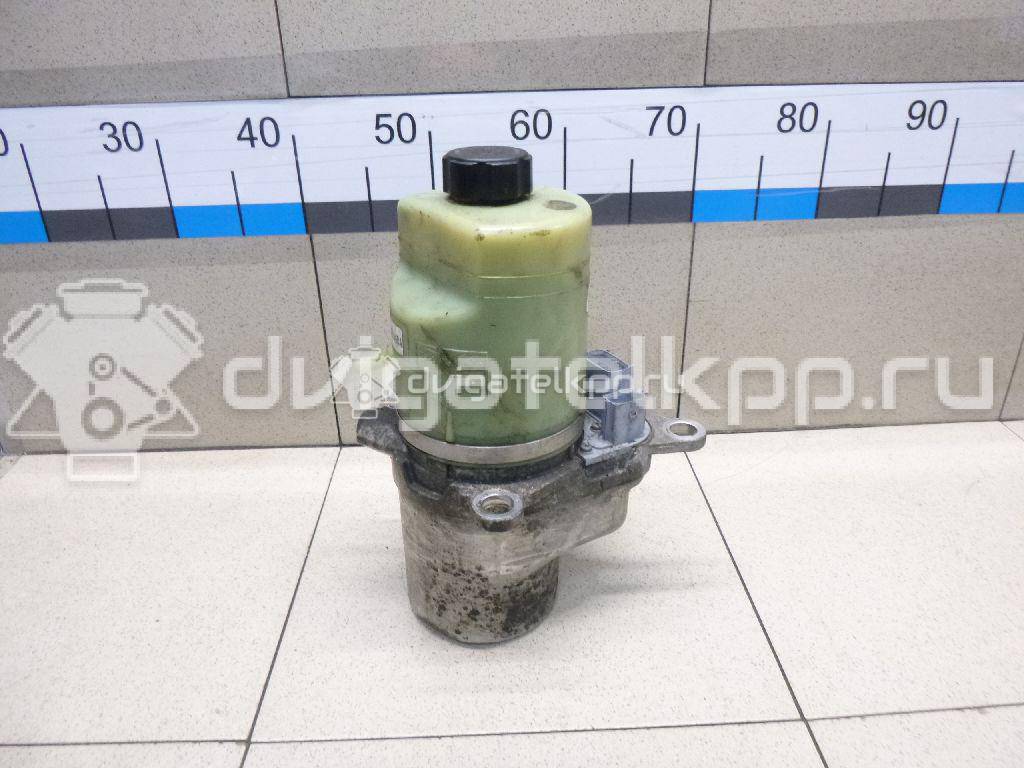 Фото Насос гидроусилителя  4M513K514DA для Ford Focus / Kuga / C-Max {forloop.counter}}