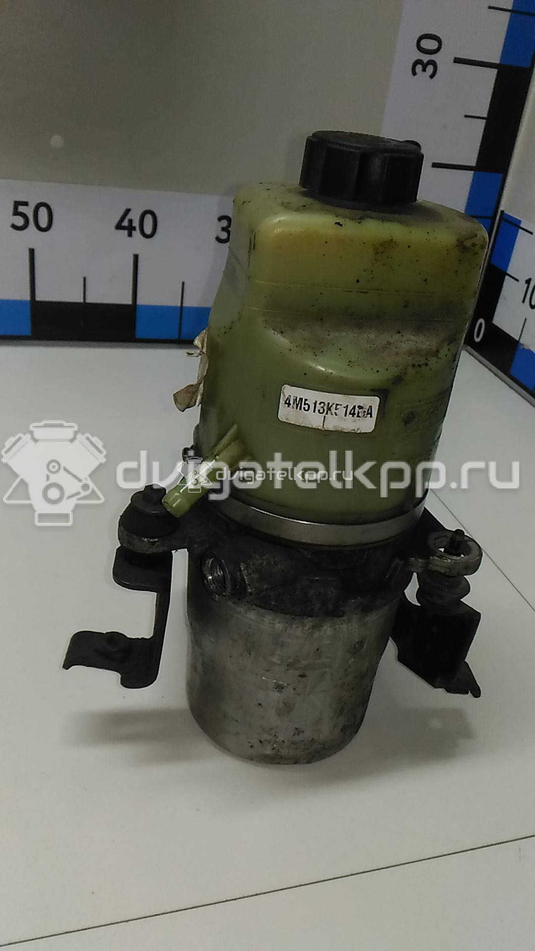 Фото Насос гидроусилителя  4M513K514DA для Ford Focus / Kuga / C-Max {forloop.counter}}