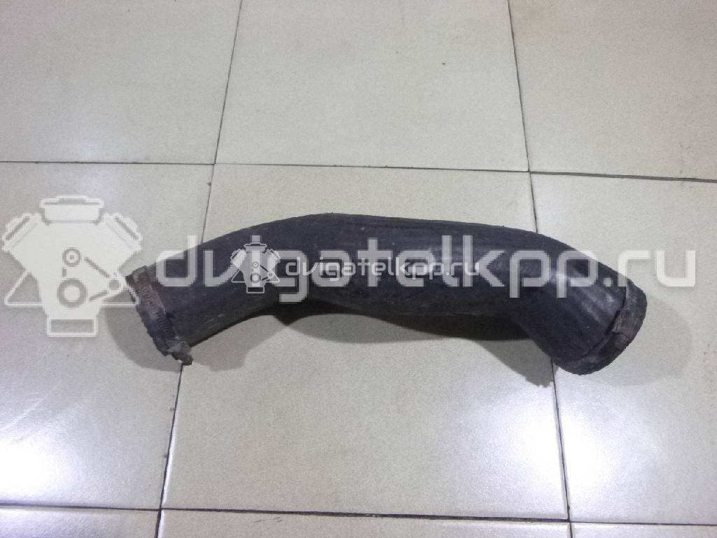 Фото Патрубок интеркулера для двигателя D 5244 T для Volvo S80 / V70 / Xc70 / S60 163 л.с 20V 2.4 л Дизельное топливо 30680217 {forloop.counter}}