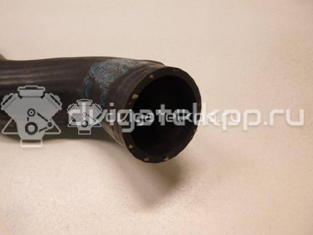 Фото Патрубок интеркулера для двигателя D 5244 T для Volvo S80 / V70 / Xc70 / S60 163 л.с 20V 2.4 л Дизельное топливо 30680217 {forloop.counter}}
