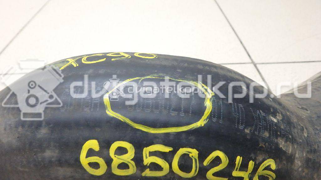 Фото Патрубок интеркулера для двигателя D 5244 T для Volvo S80 / V70 / Xc70 / S60 163 л.с 20V 2.4 л Дизельное топливо 30680217 {forloop.counter}}