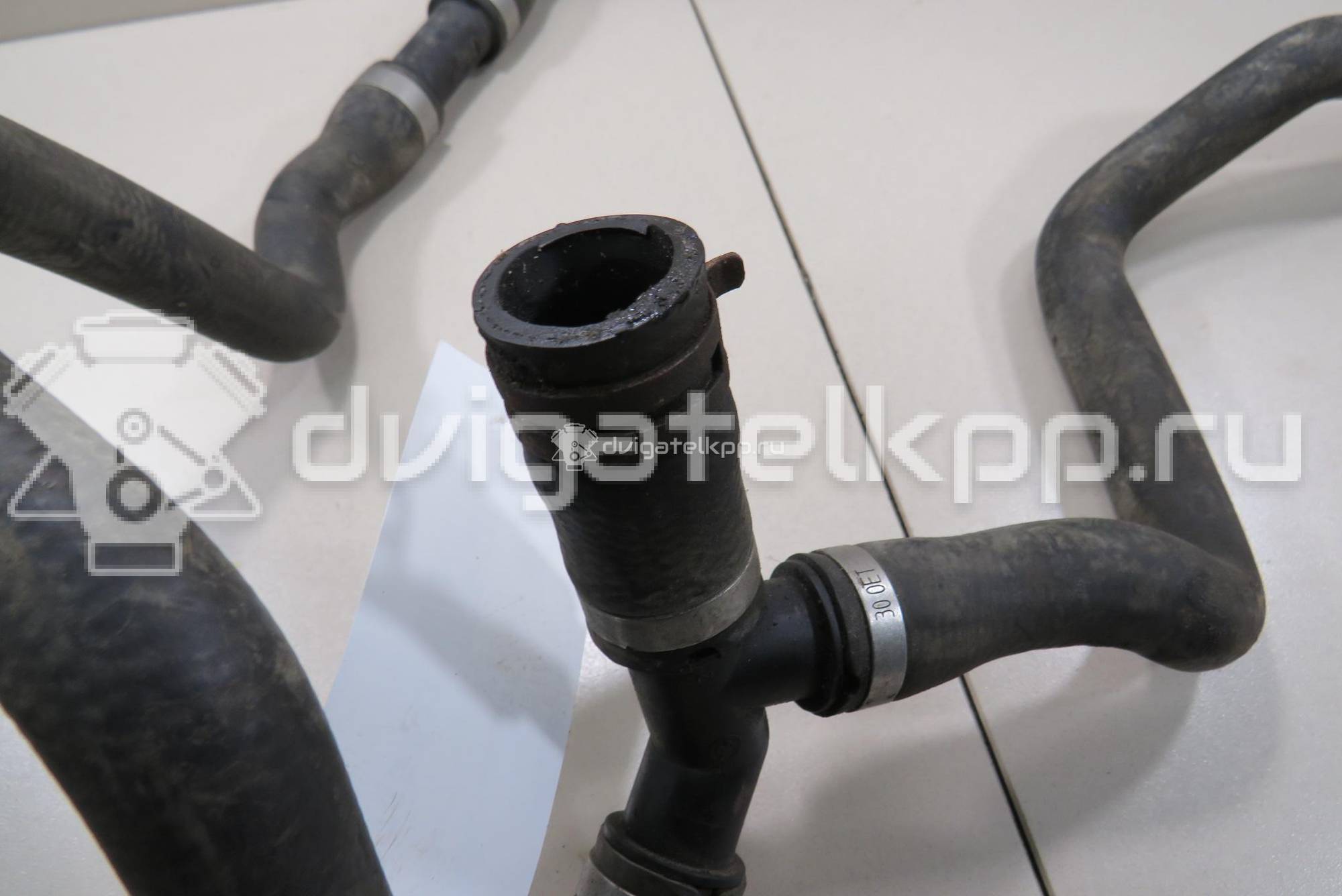 Фото Патрубок отопителя  1376193 для Ford Focus / C-Max {forloop.counter}}