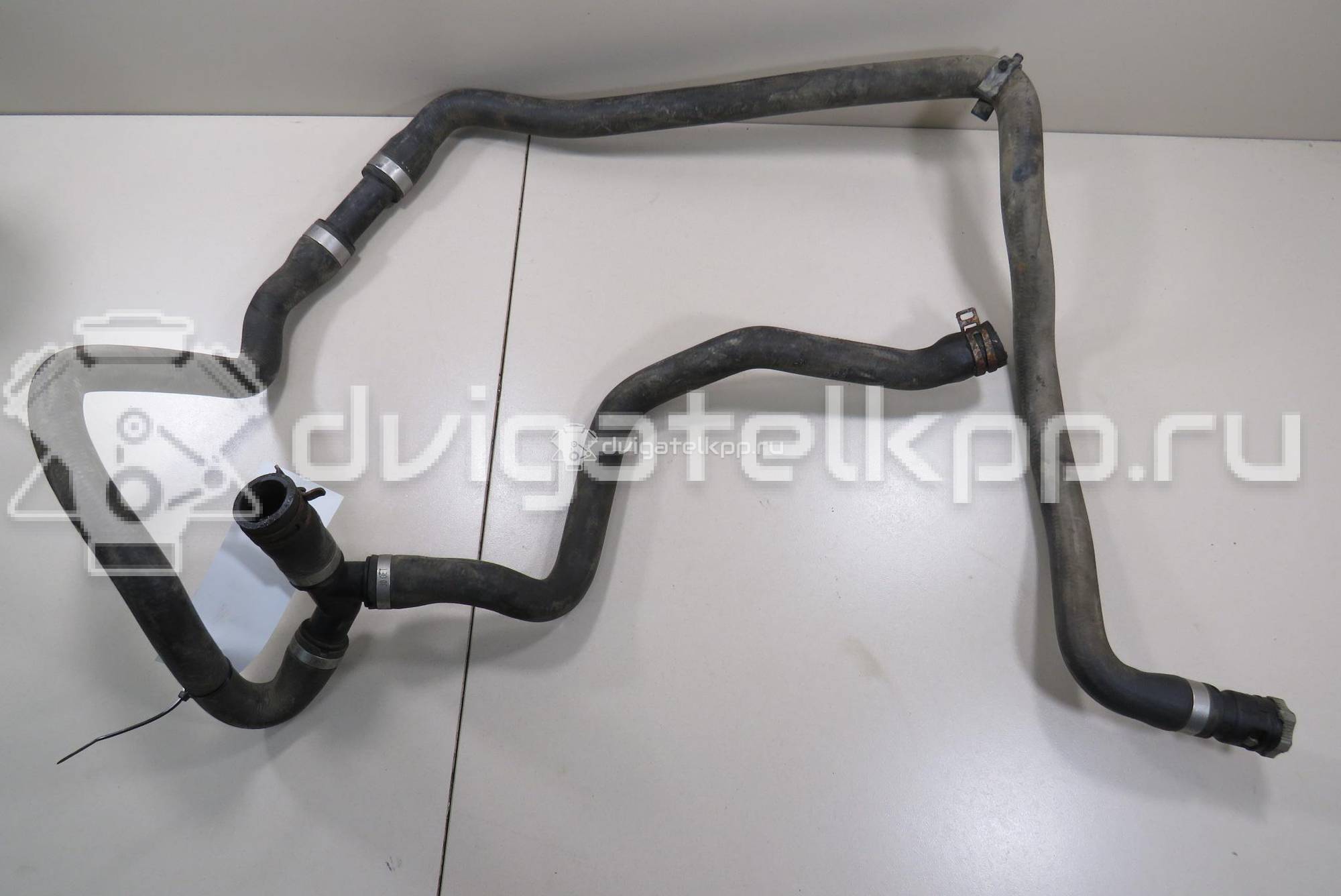 Фото Патрубок отопителя  1376193 для Ford Focus / C-Max {forloop.counter}}