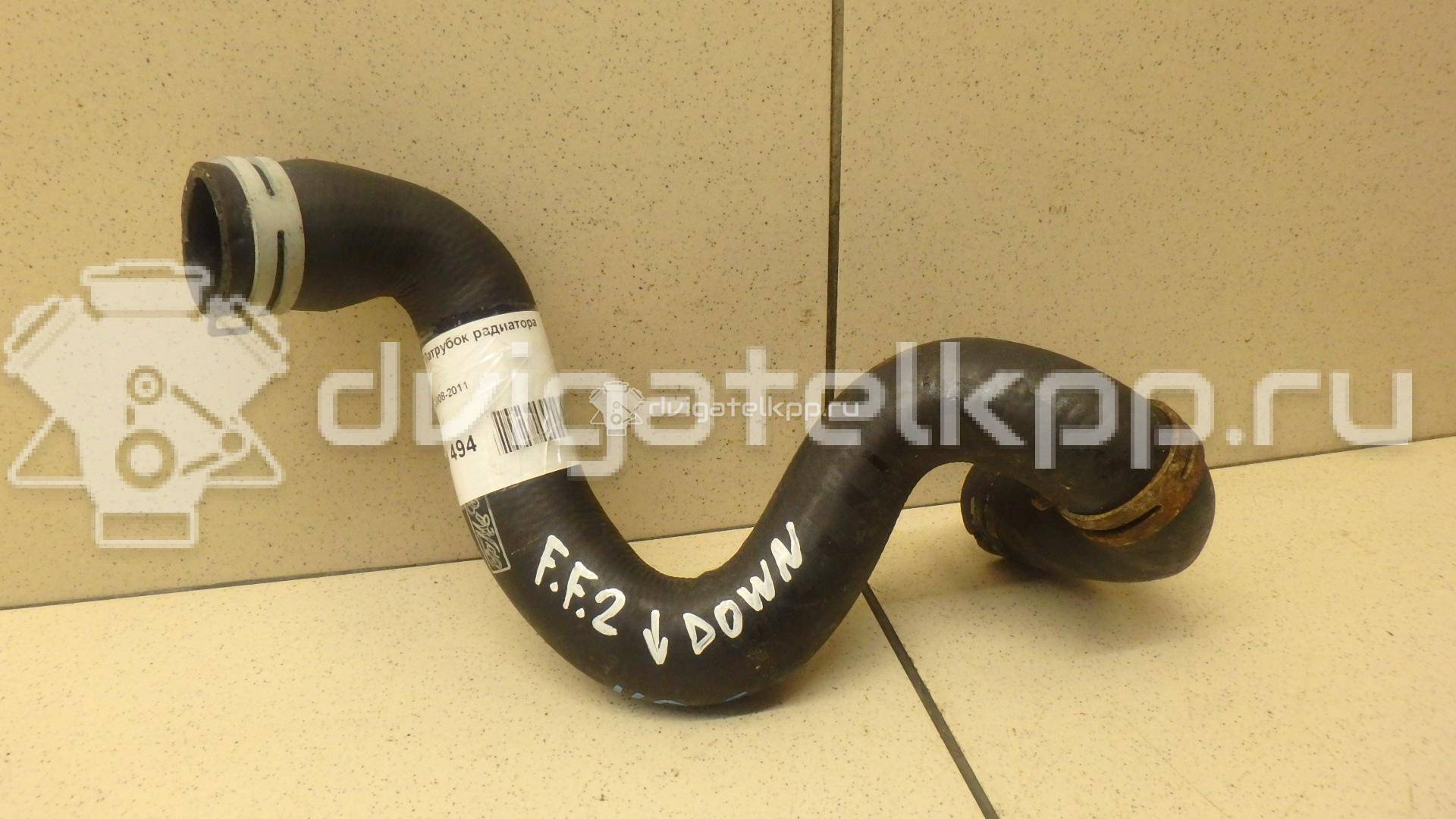 Фото Патрубок радиатора  1384145 для Ford Focus / C-Max {forloop.counter}}