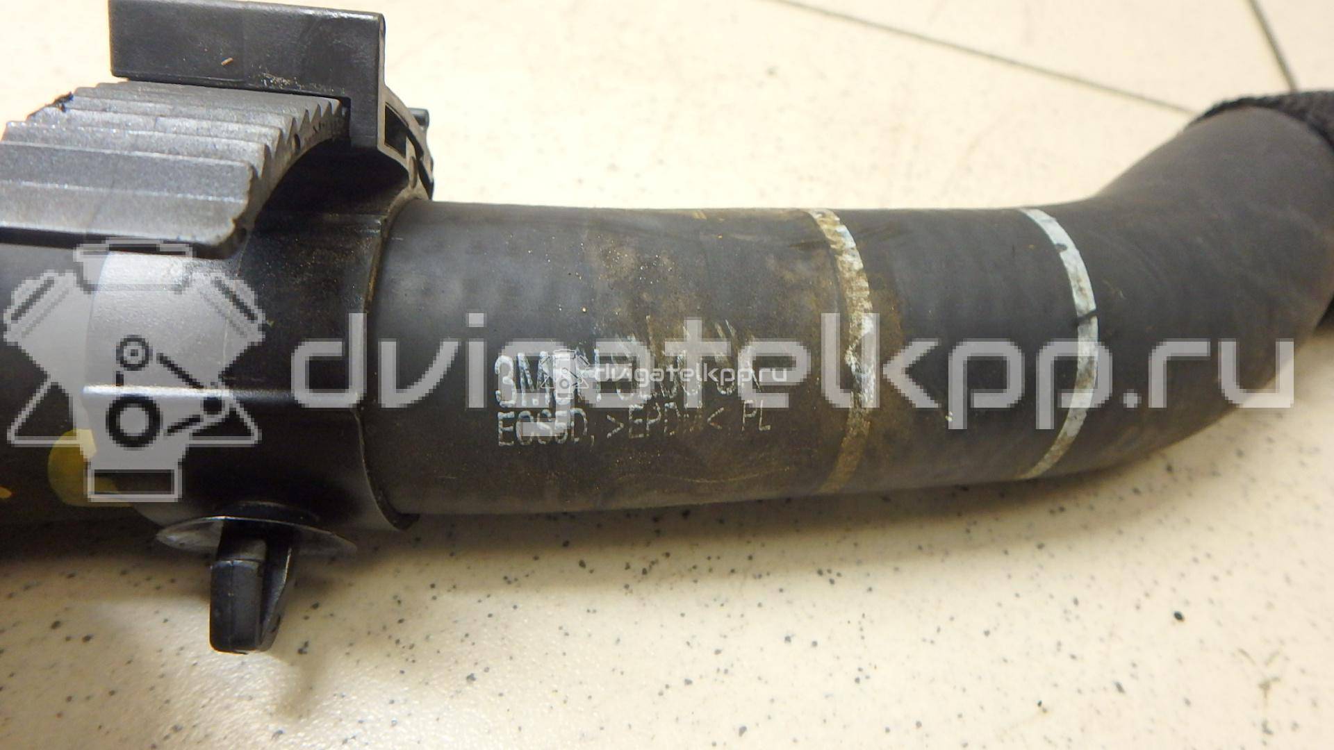Фото Патрубок радиатора  1454301 для Ford Focus / C-Max {forloop.counter}}