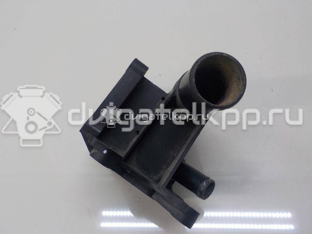 Фото Фланец двигателя системы охлаждения  6G9G8K556AA для Ford Fiesta / Focus / Tourneo / C-Max / Galaxy {forloop.counter}}