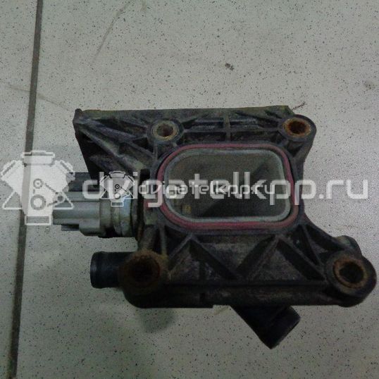 Фото Фланец двигателя системы охлаждения  1450955 для Ford Fiesta / Focus / Tourneo / C-Max / Galaxy