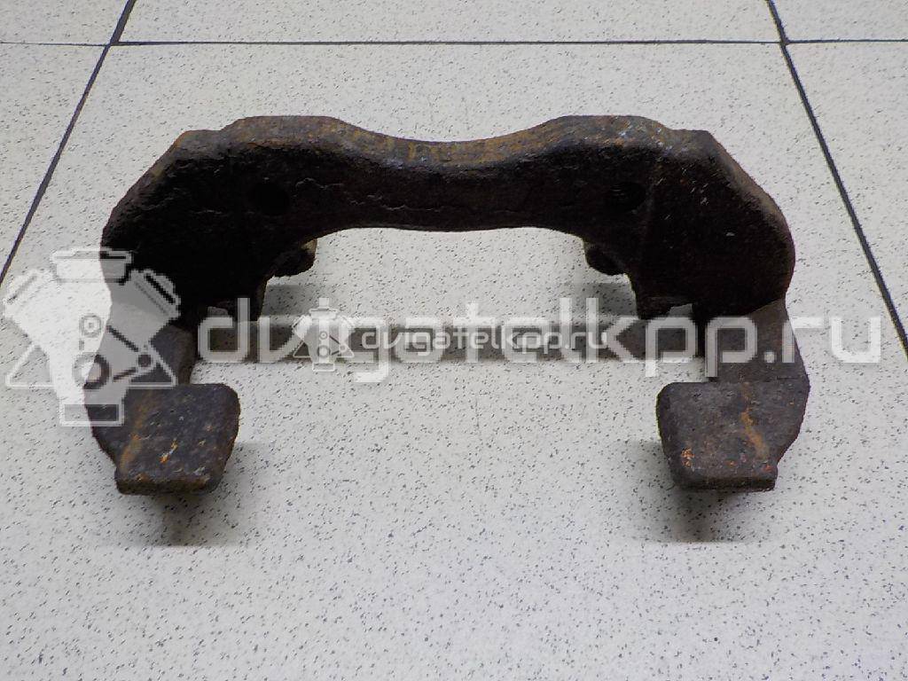 Фото Скоба суппорта переднего  1471710 для Ford Focus / C-Max {forloop.counter}}