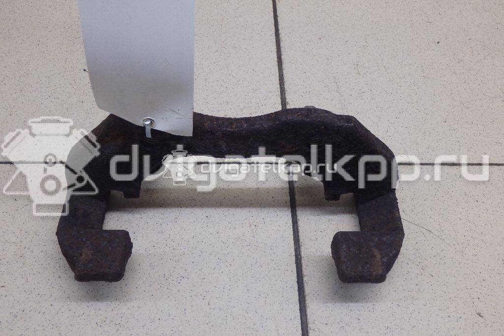 Фото Скоба суппорта переднего  1471710 для Ford Focus / C-Max {forloop.counter}}
