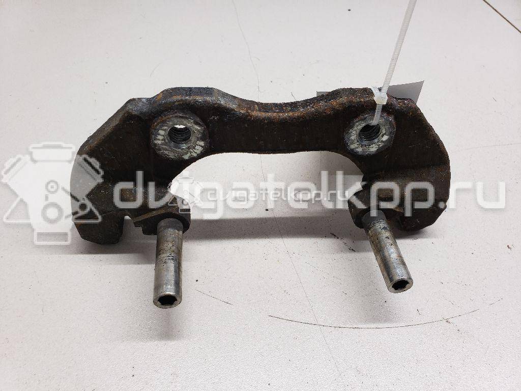 Фото Скоба суппорта переднего  1471710 для Ford Focus / C-Max {forloop.counter}}
