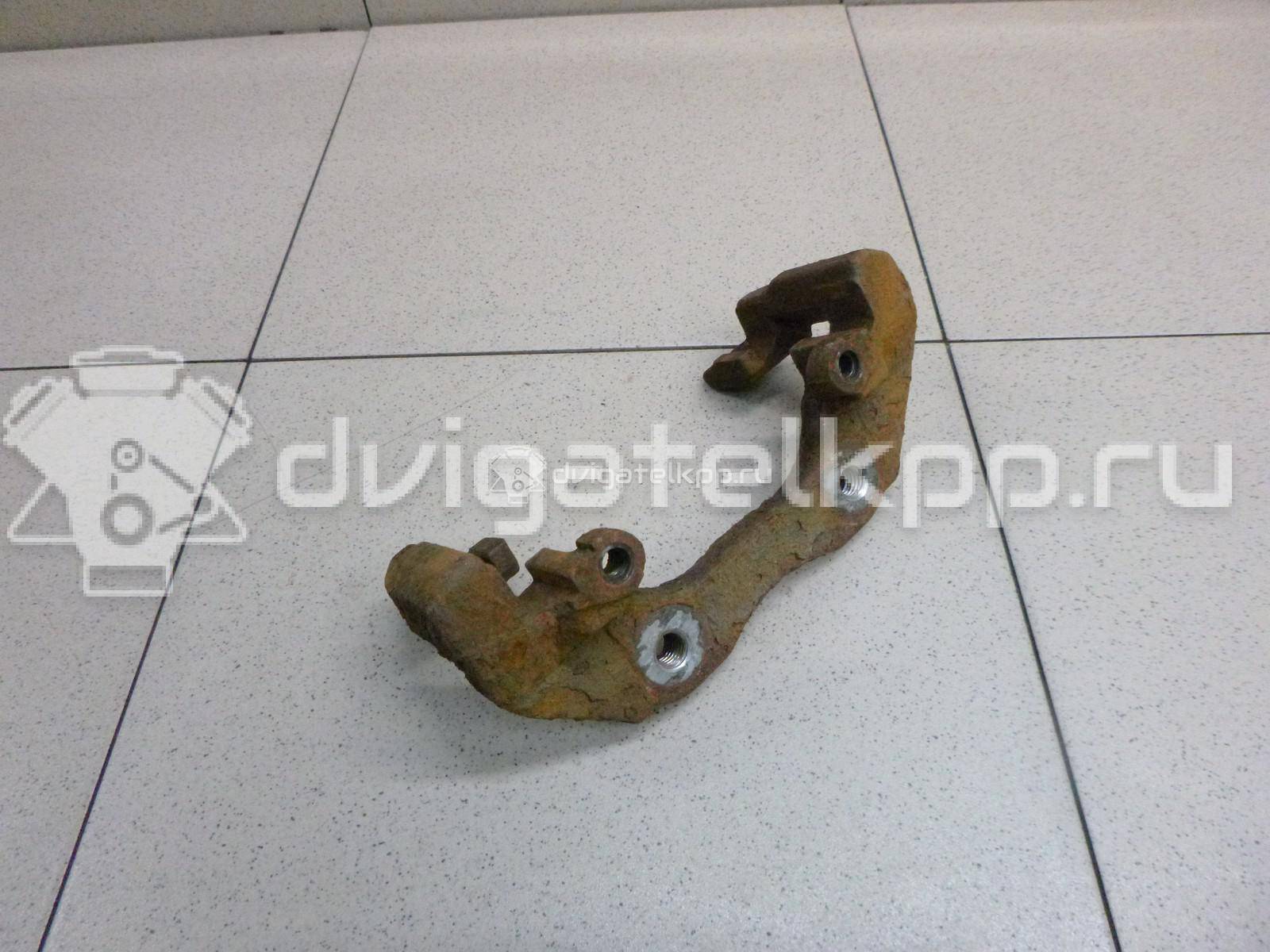 Фото Скоба суппорта переднего  1471710 для Ford Focus / C-Max {forloop.counter}}