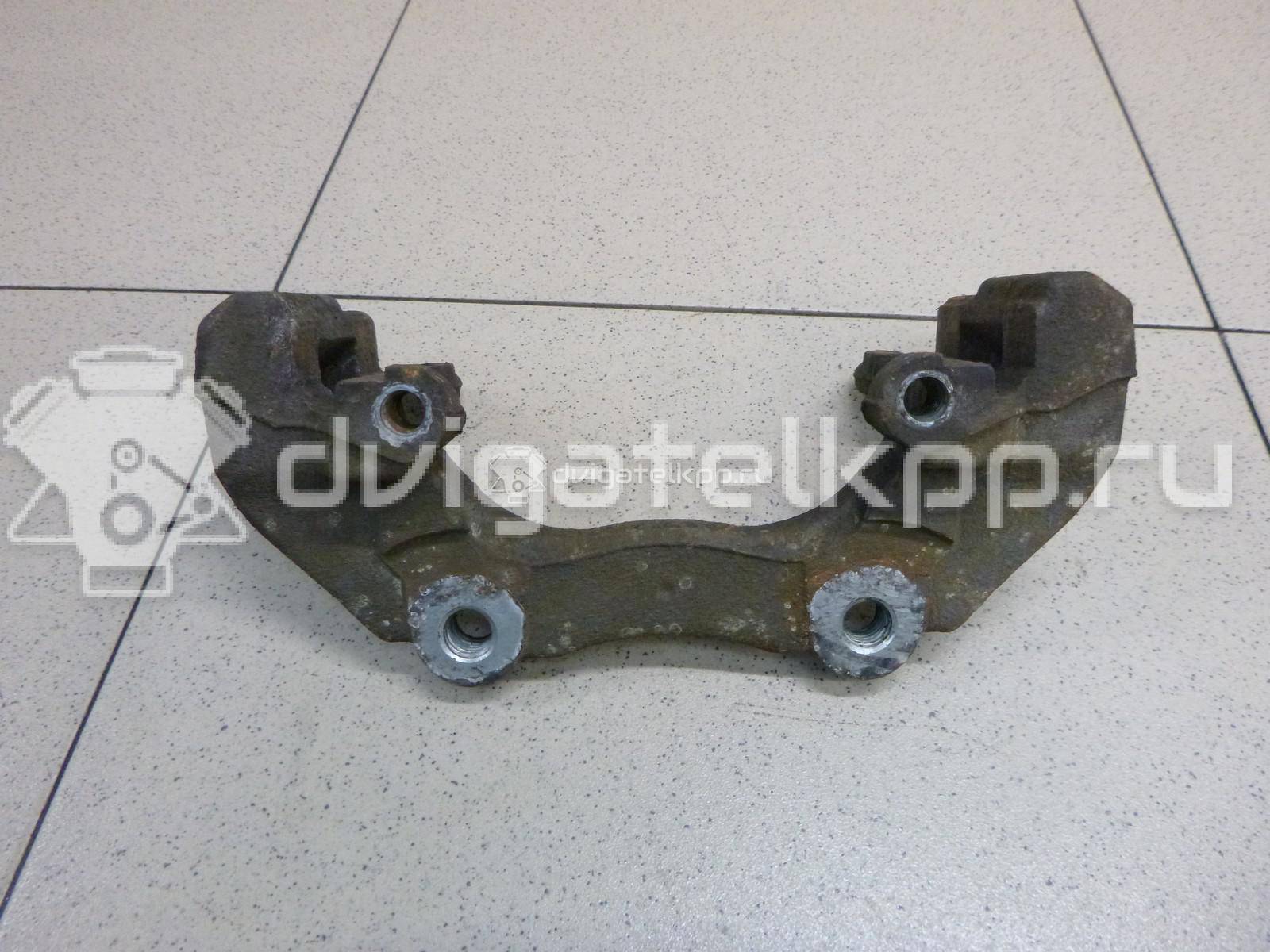 Фото Скоба суппорта переднего  1468864 для Ford Focus / Kuga / C-Max {forloop.counter}}