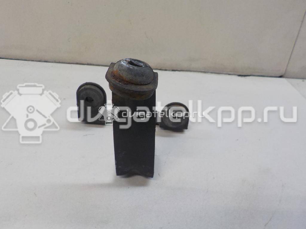 Фото Кронштейн блока ABS (насос)  1223628 для ford C-MAX {forloop.counter}}