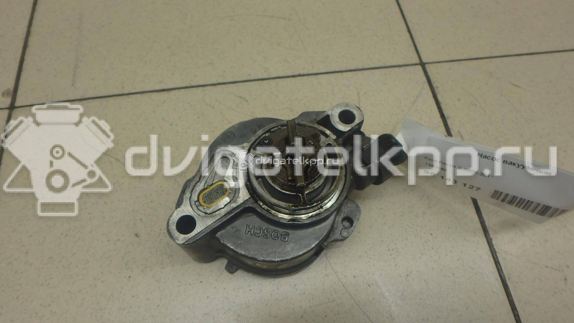Фото Насос вакуумный  1487860 для Ford Fiesta / Focus / C-Max / Galaxy / S-Max {forloop.counter}}