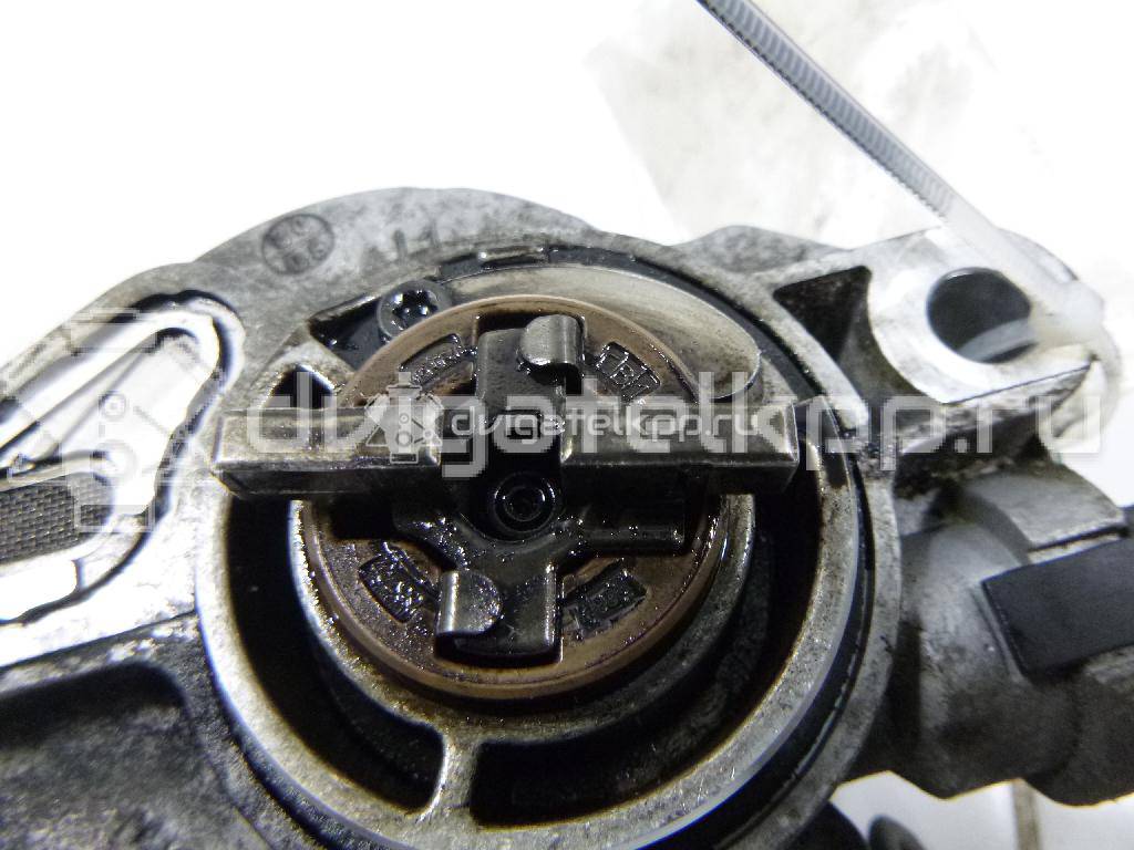 Фото Насос вакуумный  1487860 для Ford Fiesta / Focus / C-Max / Galaxy / S-Max {forloop.counter}}