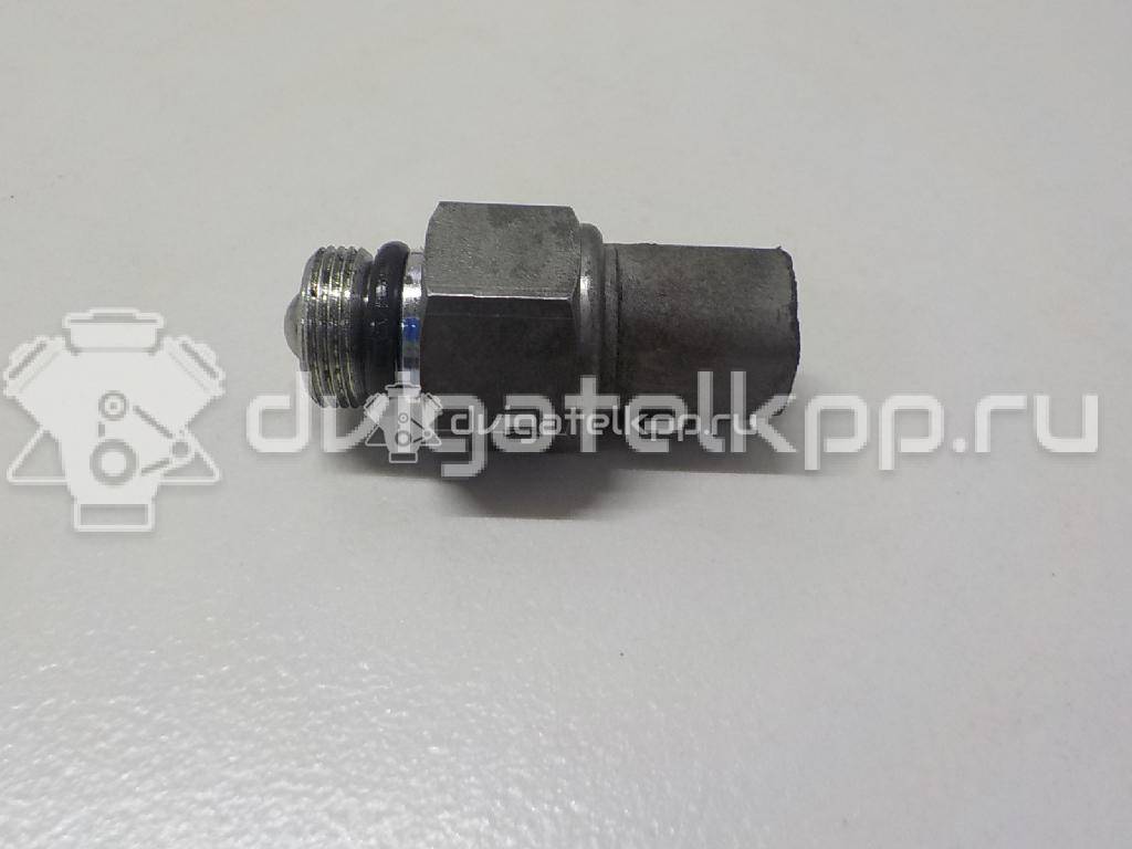 Фото Датчик включения заднего хода  1406051 для Ford Fiesta / Focus / Tourneo / C-Max / Galaxy {forloop.counter}}