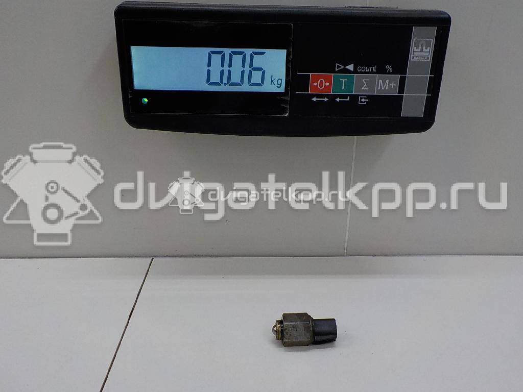 Фото Датчик включения заднего хода  1803502 для Ford Focus / Tourneo / C-Max / Galaxy / Ranger {forloop.counter}}