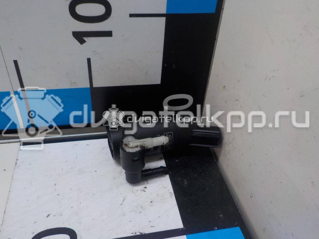 Фото Насос омывателя  1S7117K624FD для Ford Focus / C-Max / Galaxy / Grand / Kuga {forloop.counter}}