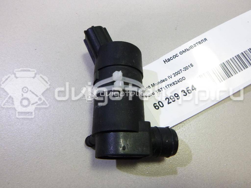 Фото Насос омывателя  1S7117K624DD для Ford Focus / Mondeo {forloop.counter}}