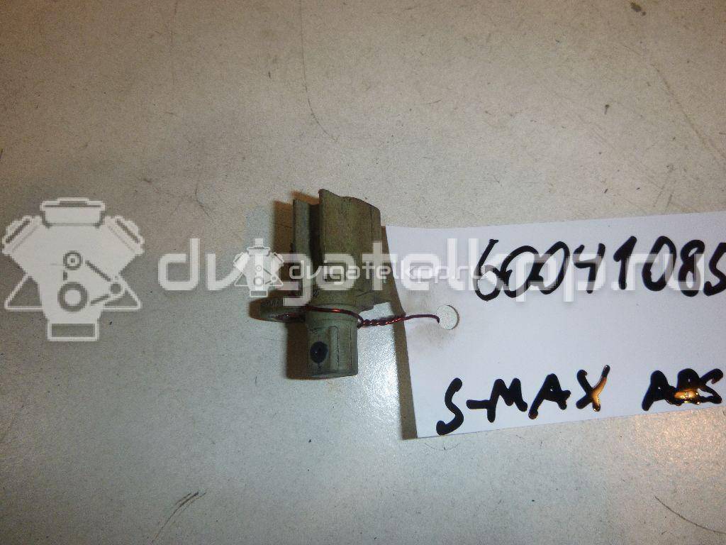 Фото Датчик ABS задний  1481190 для Ford Fiesta / Focus / Tourneo / C-Max / Galaxy {forloop.counter}}