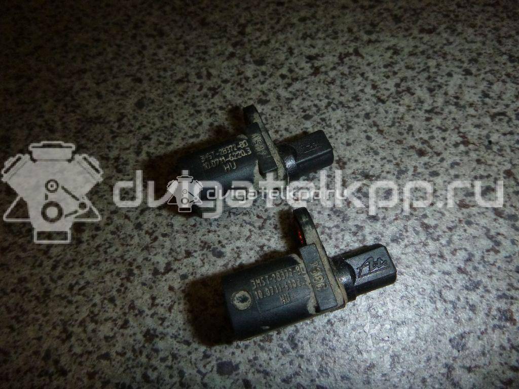 Фото Датчик ABS задний  1481190 для Ford Fiesta / Focus / Tourneo / C-Max / Galaxy {forloop.counter}}