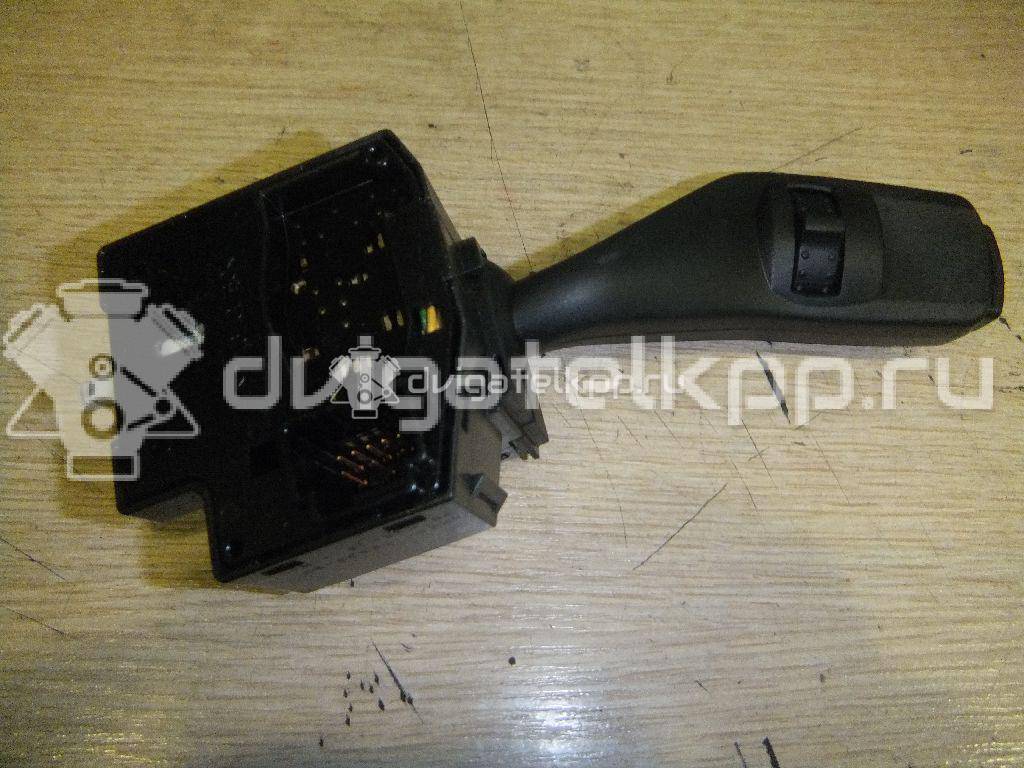 Фото Переключатель поворотов подрулевой  4M5T13335BD для Ford Focus / Tourneo / C-Max / Kuga / Transit {forloop.counter}}
