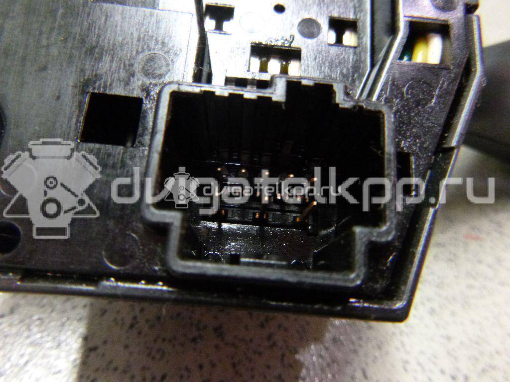 Фото Переключатель поворотов подрулевой  1362588 для Ford Focus {forloop.counter}}