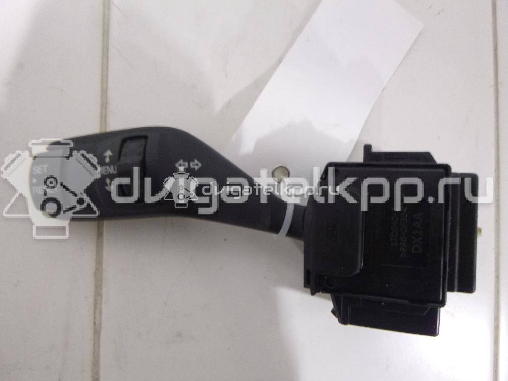Фото Переключатель поворотов подрулевой  1362588 для Ford Focus {forloop.counter}}